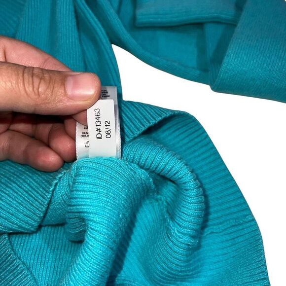 Express Teal V-Neck Sweater - Size Small - Picture 6 of 9